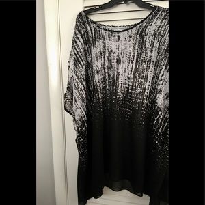 Easy, Dolman sleeve, cold shoulder top.